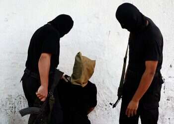 Palestinians alarmed by attempted lynching of 'collaborator' at Al-Aqsa