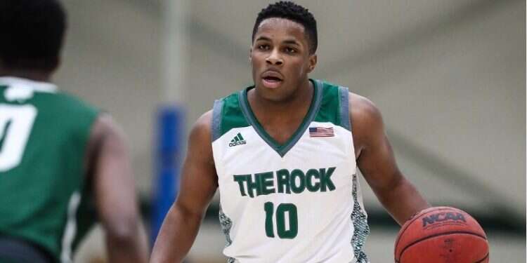 'I keep fighting because I believe in my right to become an Israeli citizen'