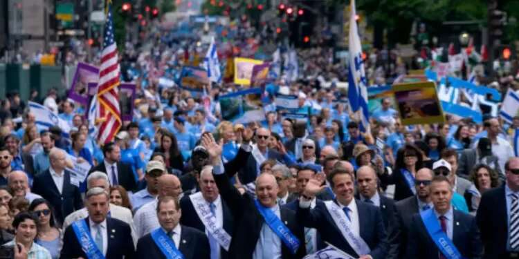 'Together again': New York to hold Israel Parade after 2-year COVID break