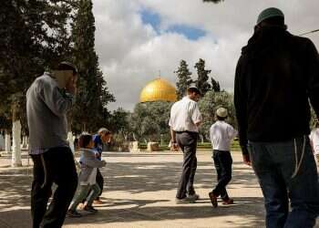 Jerusalem court rules Jewish prayer permissible on Temple Mount