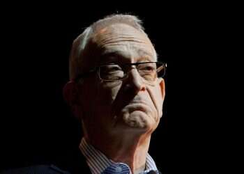 Haaretz publisher: Religious Jews carry disease that could destroy Judaism