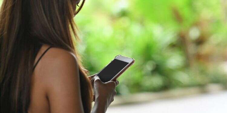 Israeli religious community up in arms over woman wearing tank top