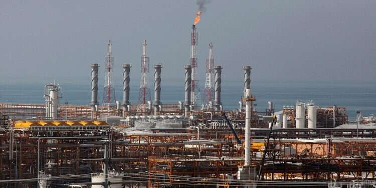 The gas refinery at the South Pars gas field Asalouyeh, Iran US blacklists firms with ties to Iran's petrochemical industries