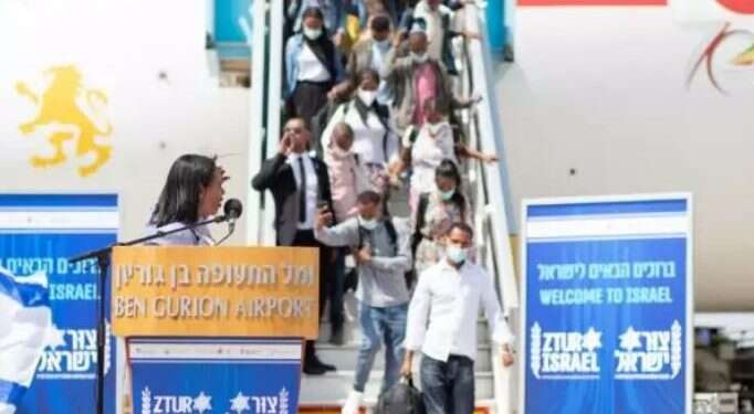 Ethiopian immigrants arrive at Ben-Gurion International Airport on June 1, 2022 200 immigrants from Ethiopia arrive in Israel