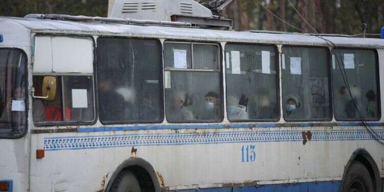 Detonating bridge, Russia cuts off escape route of civilians fleeing Sievierodonetsk