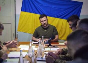 Zelenskyy urges fighters to 'endure,' predicts intensified Russian attacks