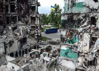 Ukraine hits Russian base, city amid final Kremlin push for Luhansk