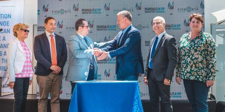 Left to Right: Maccabi World Union official Claudia Debenedetti, Ricca Fabrizio, Minister of Globalization of the Piemonte Province, Piemonte Investment Agency President Dario Peirone, JVP Chairman Erel Margalit, Israeli Ambassador to Italy Dror Eydar, and IEI CEO Nili Shalev Italy's Piemonte to open innovation center in Jerusalem