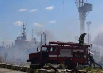 Russian missiles hit Ukraine port; Kyiv says still preparing grain exports