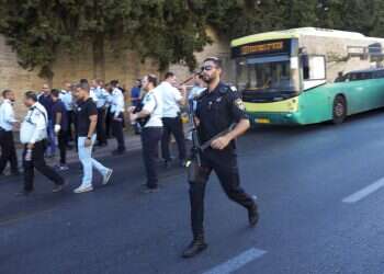 Man moderately wounded in Jerusalem stabbing attack