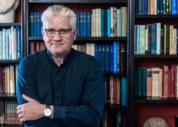 Former Yisrael Beytenu MK announces independent Knesset bid