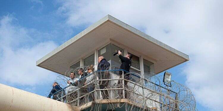 Report: Shin Bet knew about Gilboa Prison pimping scandal 