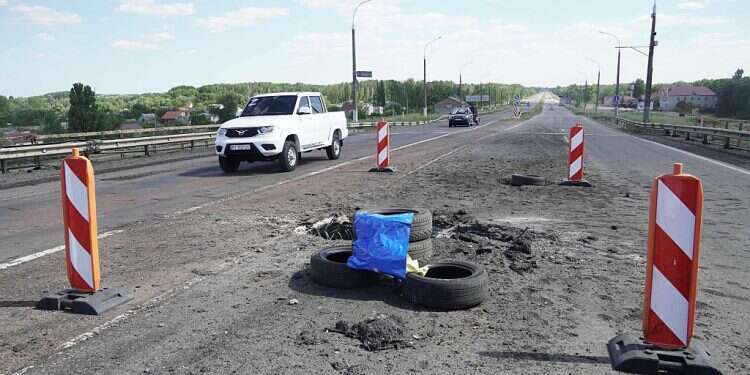 Ukraine's hopes sky-high as battle to retake Kherson inches forward