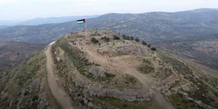 Palestinians announce plans to build park on ancient Jewish site