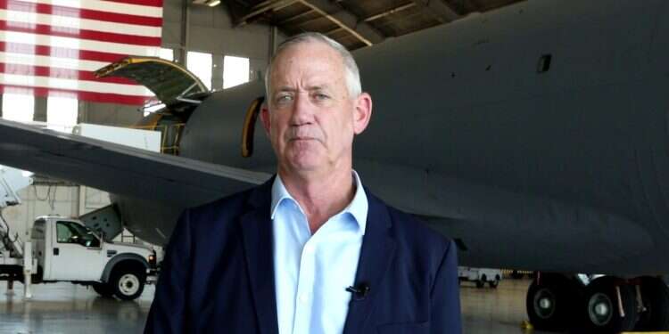 At CENTCOM, Gantz vows to prevent Iran from from getting nuclear bomb