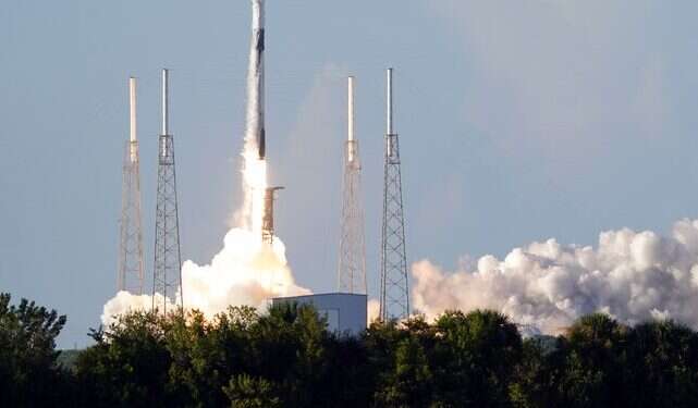 South Korea launches its first spacecraft&nbsp; to the moon