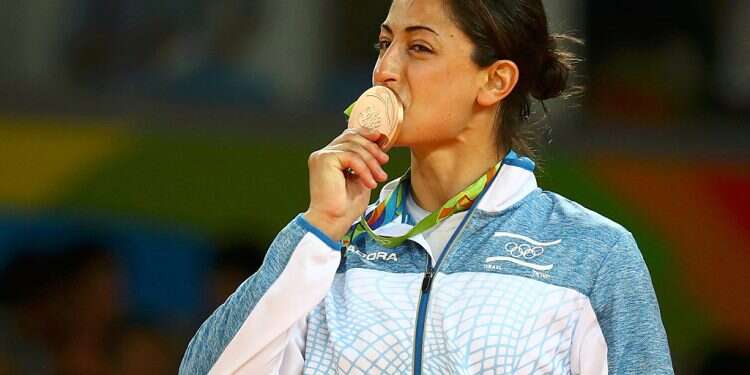 Israeli Olympic medalist comes out, reveals girlfriend