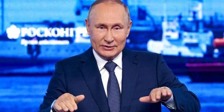 Putin says Russia turning to Iran to offset sanctions, 'impossible' to isolate country