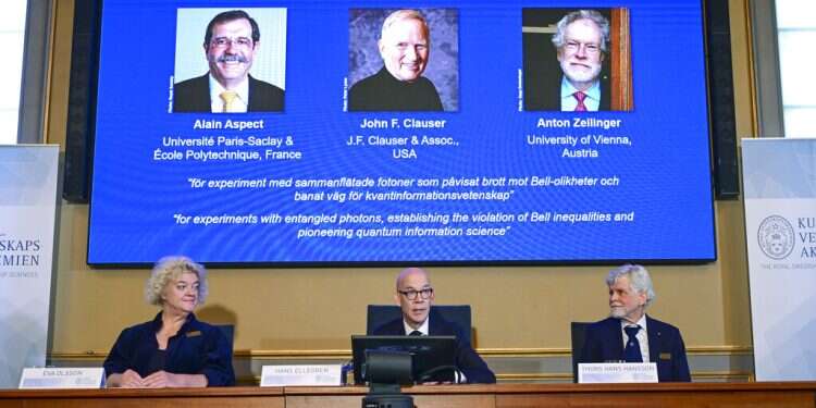Members of the Nobel Committee for Physics announce the winner of the 2022 Nobel Prize in Physics Nobel prize for physics goes to 3 who won Israeli award in 2010