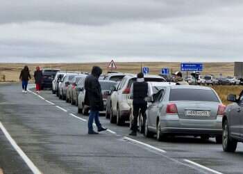 Israel set to spend millions on Russian olim as mobilization leads to exodus