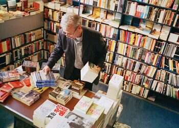 Mobilization spikes Russians' interest in literature on Nazi era