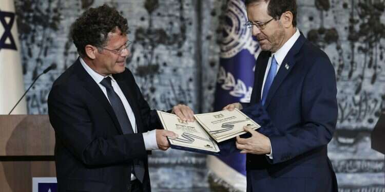 Herzog begins consultations on who should form government