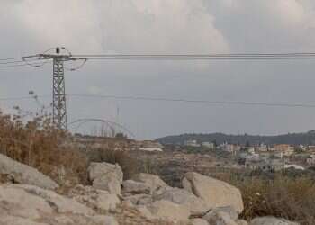 How Israel let the Palestinians get free electricity while taking over land