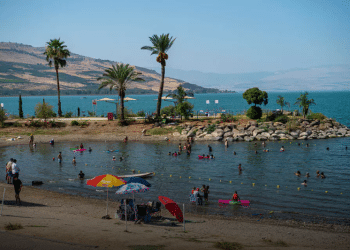 Parasite in Sea of Galilee could affect eyesight, Health Ministry warns