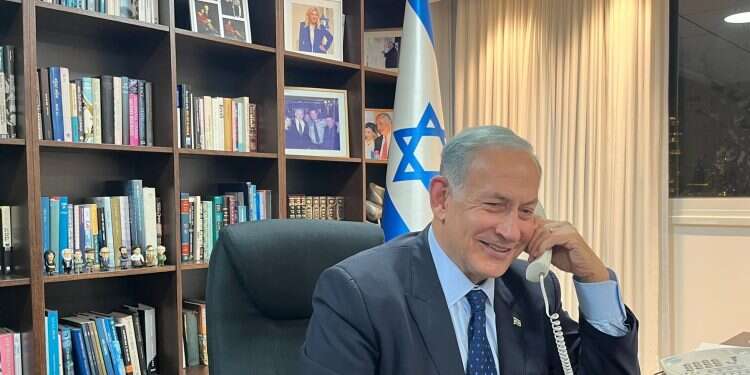 Those figurines behind Netanyahu: What do they mean?