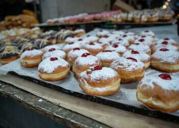 Israeli man dies from choking on Hanukkah doughnut