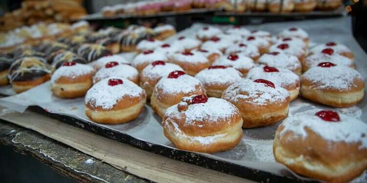 Hanukkah doughnuts at an Israeli store Israeli man dies from choking on Hanukkah doughnut