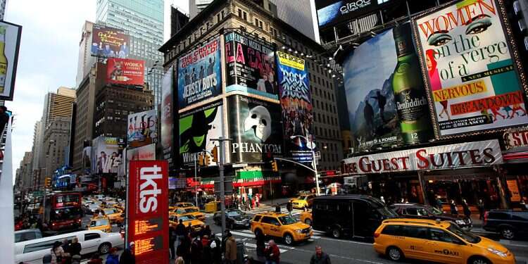 What inflation? Israelis in US spared challenges of brethren back home