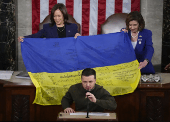 Addressing Congress, Zelenskyy thanks 'every American,' sees 'turning point'