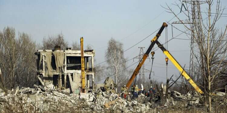 Russia blames its soldiers' mobile phone use for Kyiv's deadly missile strike