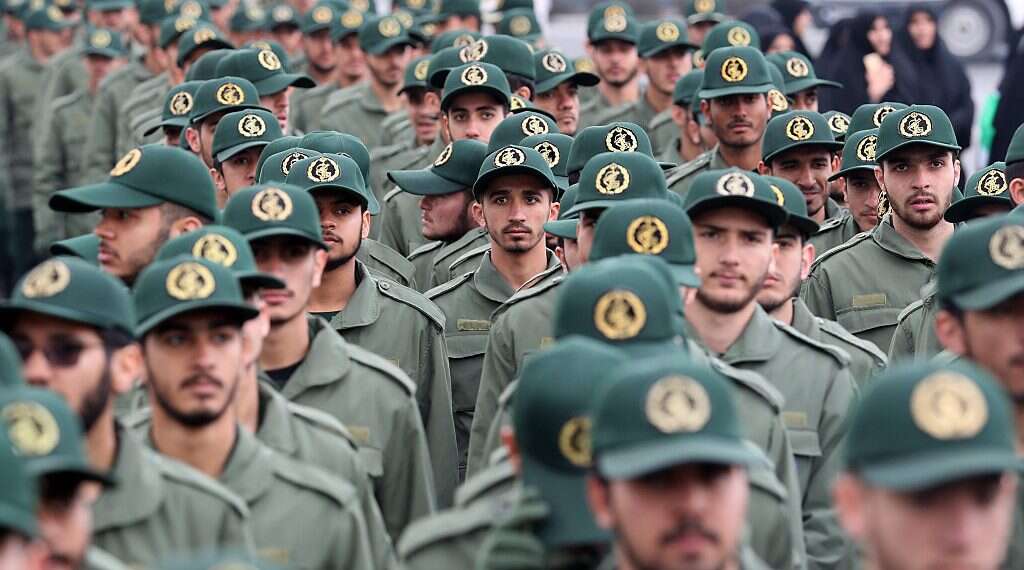 Members of Iran's Revolutionary Guards Britain to classify IRGC as terror group