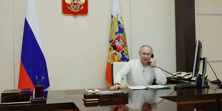 Putin orders 36-hour ceasefire in Ukraine ahead of Orthodox Christmas