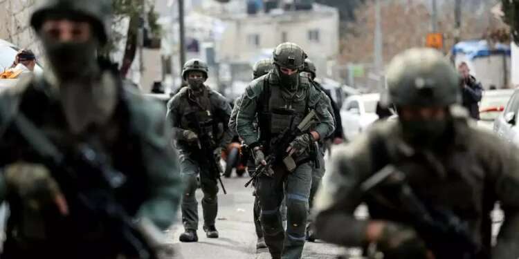 Israeli forces in Jerusalem following a shooting attack near the Old City IDF seals home of Jerusalem synagogue shooter