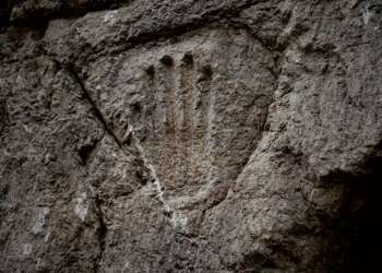 Archaeologists baffled by ancient handprint in Jerusalem