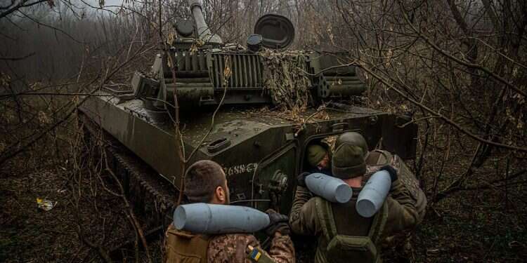 NYT: Pentagon sending US arms stored in Israel to Ukraine