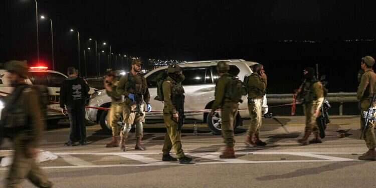 American killed in drive-by shooting near Jericho, IDF launches manhunt