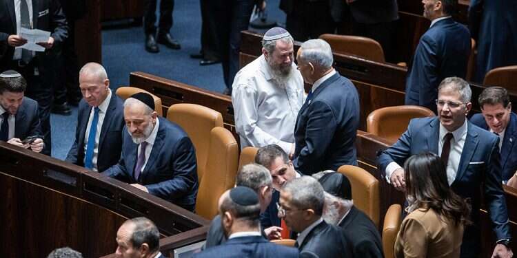 Head of anti-LGBT party slams Netanyahu, leaves government