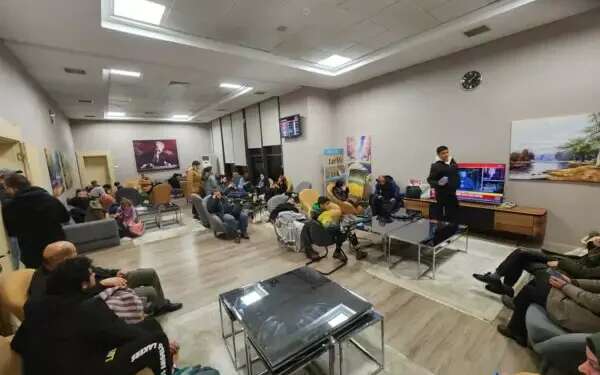 Survivors in Turkey take temporary shelter in an airport As soon as the earthquake hit, these Israelis stopped everything and hopped on a plane