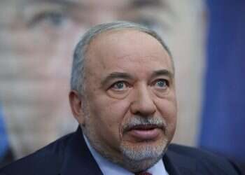 'I am in favor of judicial reform, but not when there's gun on the table'