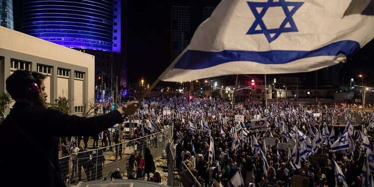 Israelis protest proposed legal changes for 10th week