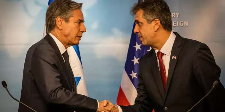 FM assures US officials legal reform 'will be reached through compromise'