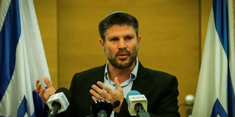 Israeli minister ridiculed over broken English during US gala