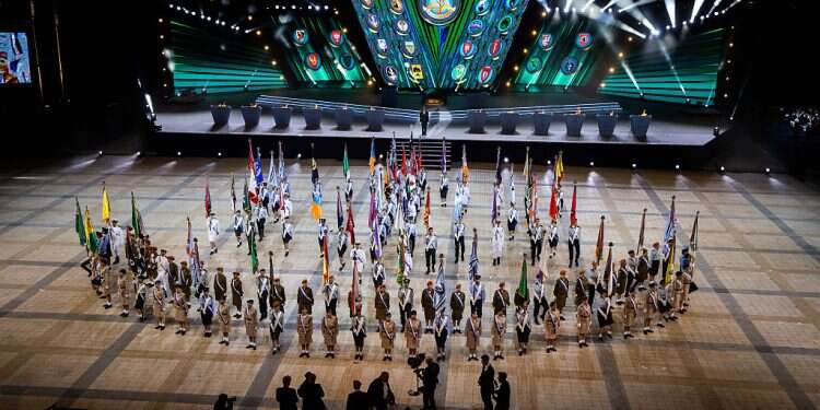 Israel kicks off 75th Independence Day celebrations with traditional torch-lighting ceremony