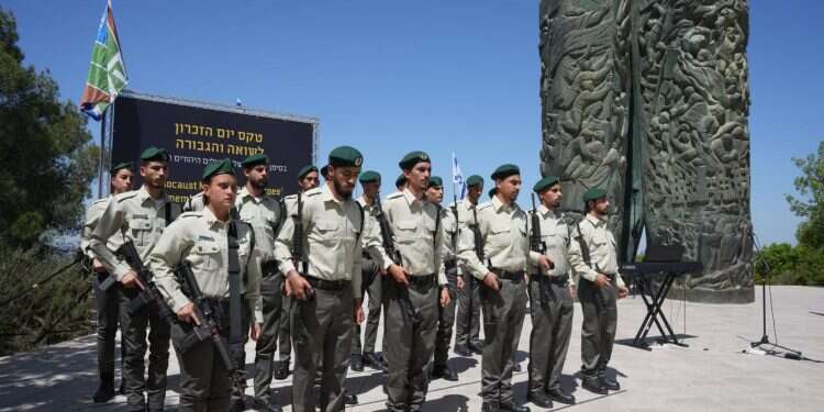 B'nai B'rith World Center celebrates Jewish heroism at annual Holocaust commemoration ceremony