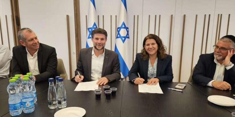 Historic NIS 6B deal between KKL-JNF, gov't for national projects