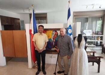 Holocaust survivor, saved by Philippines, honors country in emotional meeting with ambassador